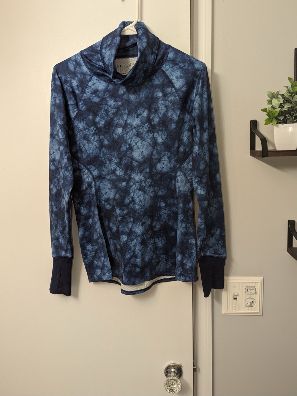 Under Armour Cold Gear Tie Dye Fitted Top